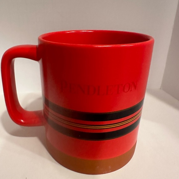 Pendleton National Parks Rainier Collection Striped  Red Mug - Picture 2 of 3